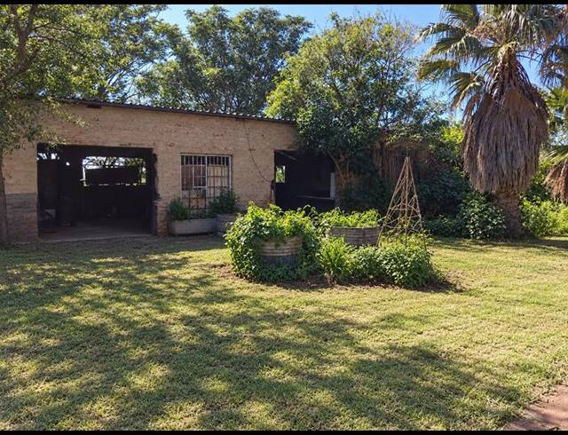 FARM FOR SALE IN VASFONTEIN